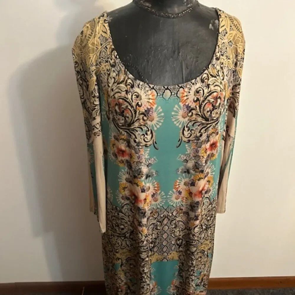 Fresh of LA Women Floral print dress, size 2X